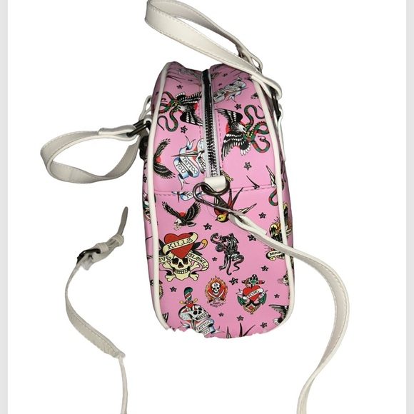 ED HARDY PINK BOWLER HEART & SWORD  EAGLE TIGER SNAKE SKULL BIRDS SATCHEL NWT - Picture 5 of 9